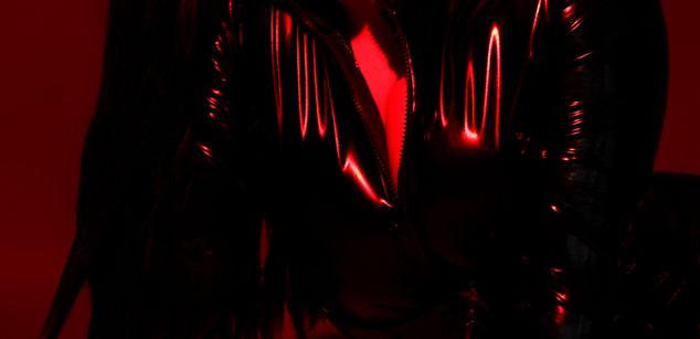 Model - Evelyn Dom BBC