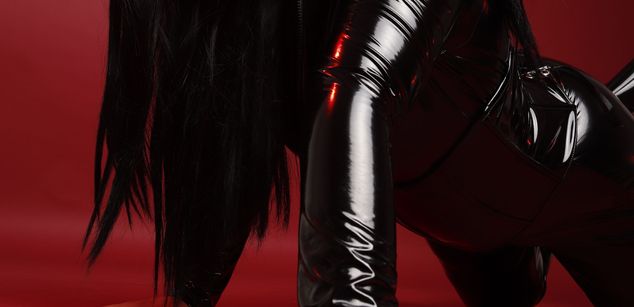 Model - Evelyn Dom BBC