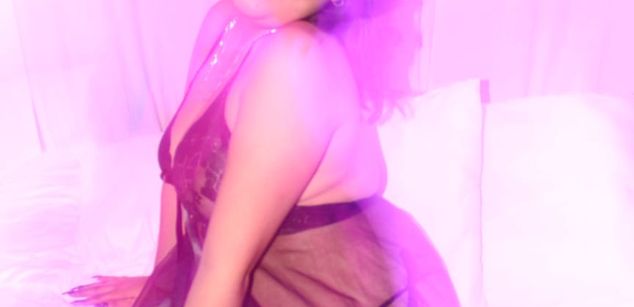 Model - Blue Moon petite