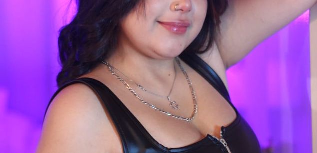 Model - Blue Moon petite