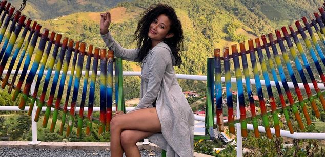 Model - Milkdulce1 squirt