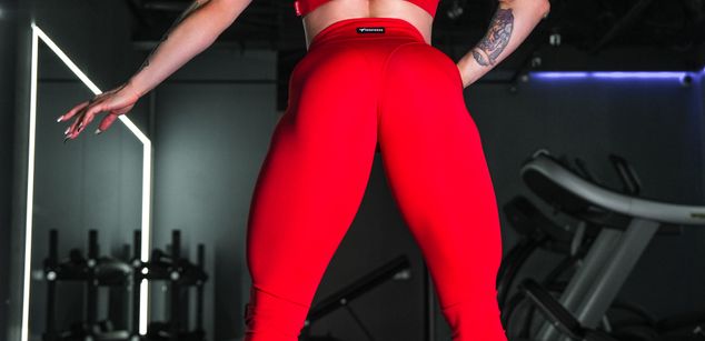 Model - ZlataFitGoddess hairypussy