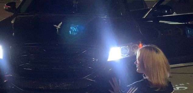 Model - LucyGoldi joi