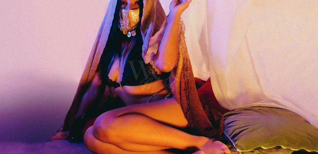 Model - Charlotte Joones squirt