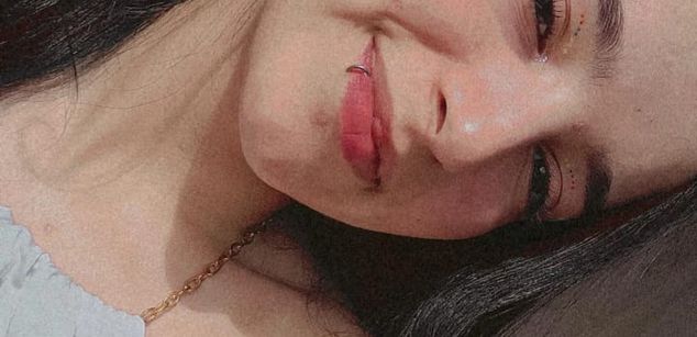 Model - Laura Ferreira Lovense