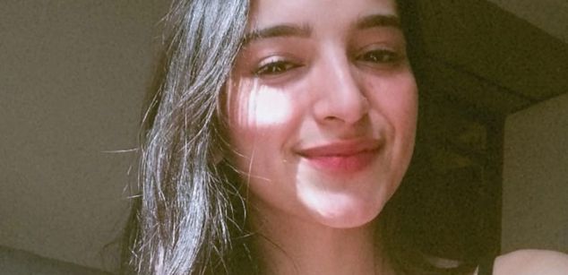 Model - Laura Ferreira Lovense