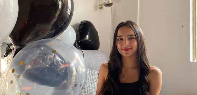 Model - Laura Ferreira Lovense