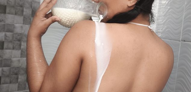 Model - LucyDerby squirt