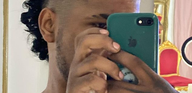 Model - Cheeto piercing