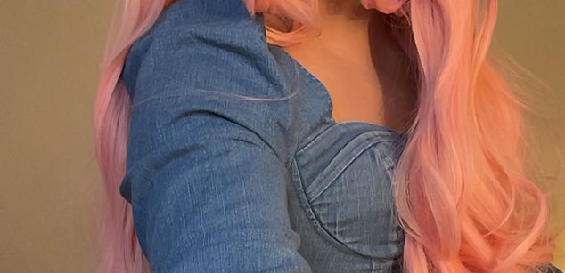 Model - violetta arrieta bigass