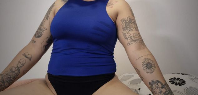 Model - AlexHoly bigboobs