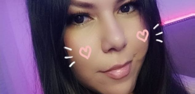 Model - RubyRyles shaved