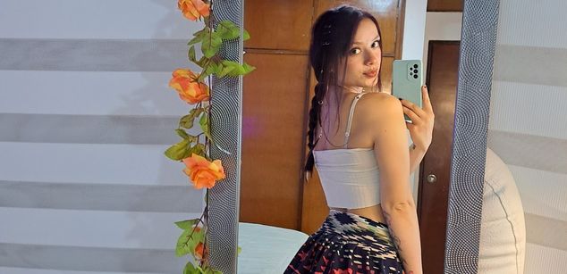 Model - rouse foster feet