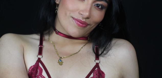 Model - Emily findom