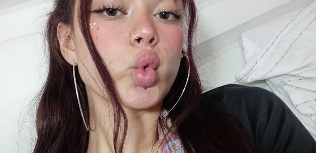 Model - rouse foster feet