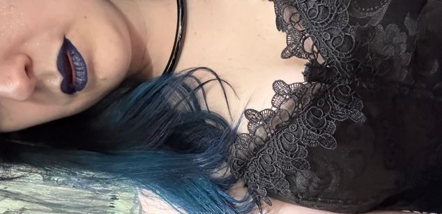 Model - Sakura Petite