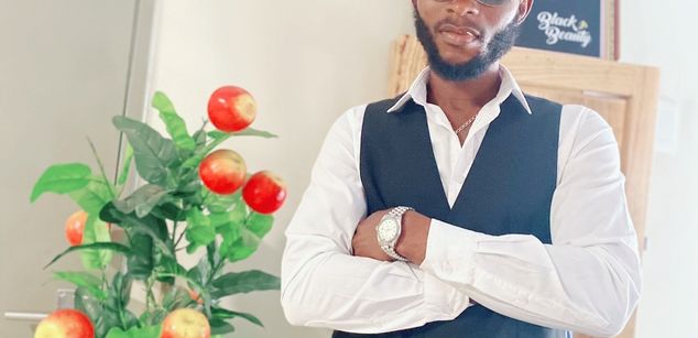 Model - MikellaJean naughty