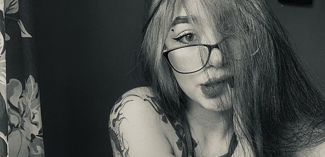 Model - Lexxiee Haze bigass