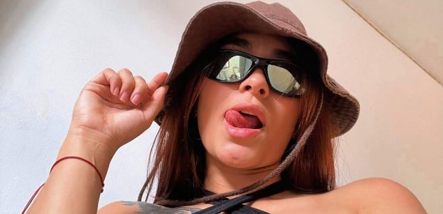 Model - Lexxiee Haze bigass