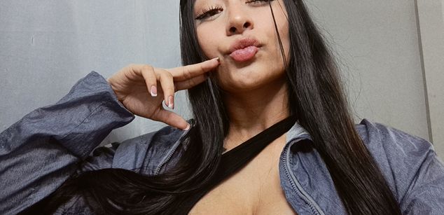 Model - Lexxiee Haze bigass