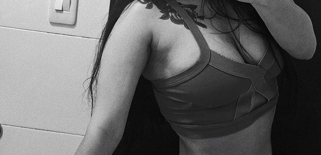 Model - Lexxiee Haze bigass