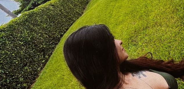 Model - Lexxiee Haze bigass