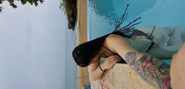 Model - rouse foster feet