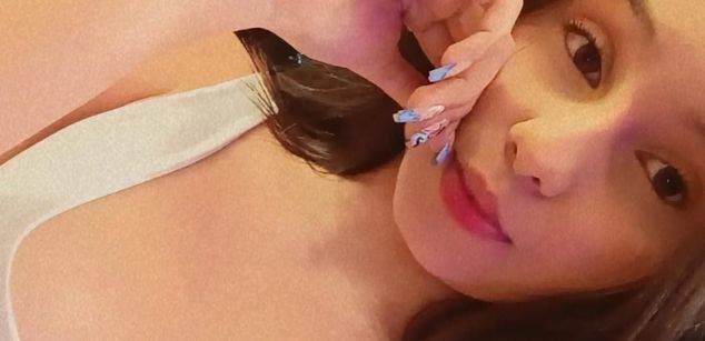 Model - MiaHarrys sph