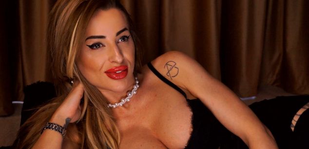 Model - Ema Devine femdom