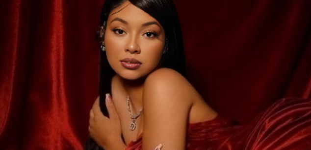 Model - TillyBinx Ass