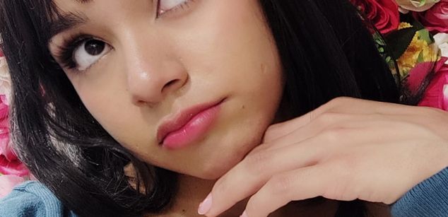 Model - Bella Sky Submissive