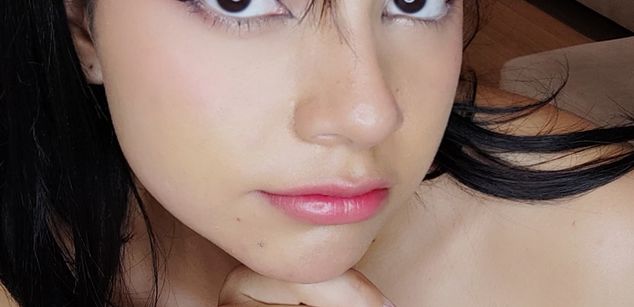 Model - Bella Sky Dominatrix