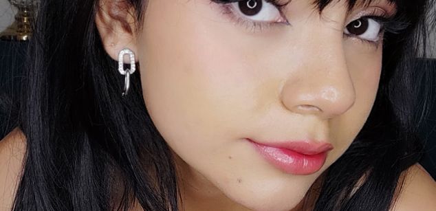 Model - Bella Sky Submissive