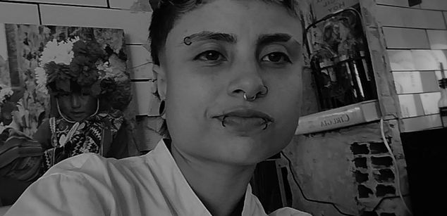 Model - Nicolai masturbation