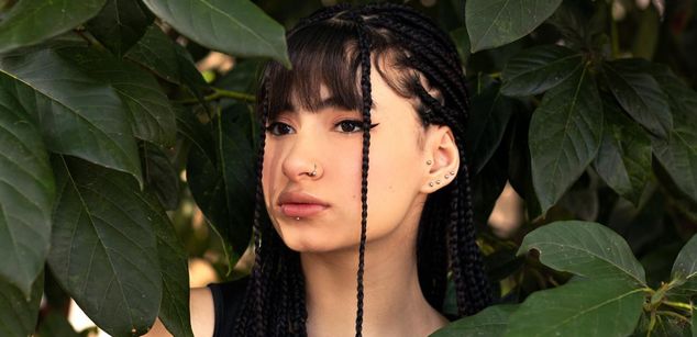 Model - Alynn_Bri sensual