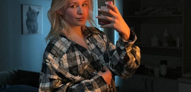 Model - KarenMitchell Natural