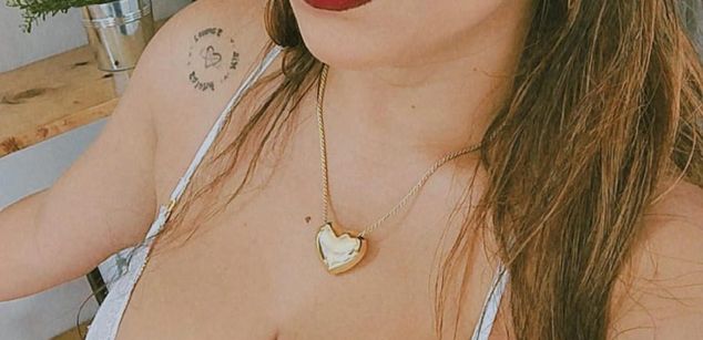 Model - AlexaGreek taboo