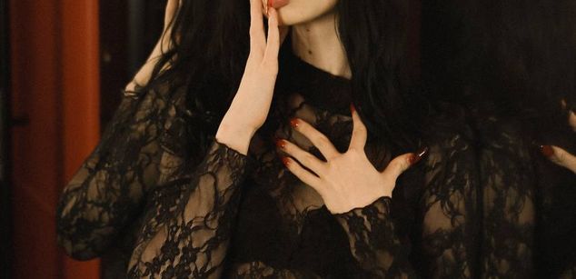 Model - Amy and Mira anal