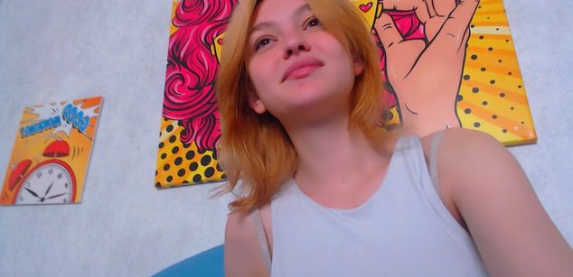 Model - LucyGoldi joi