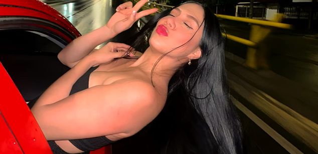 Model - Lina Coopers Femdom