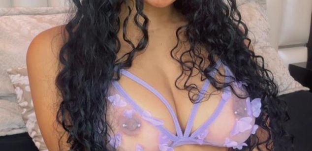 Model - SofiaLaurents Blackmail