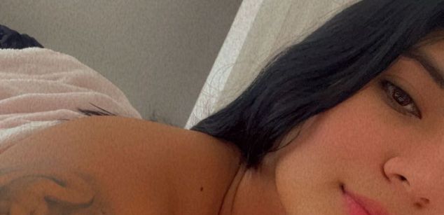 Model - Salome Storil young