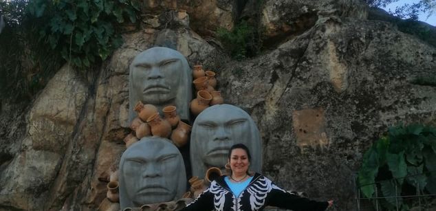 Model - Selene mature