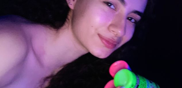 Model - Alynn_Bri sensual