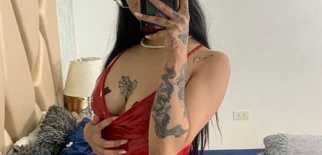 Model - Cata Stones latina