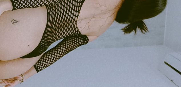 Model - NicoleEsposito latina