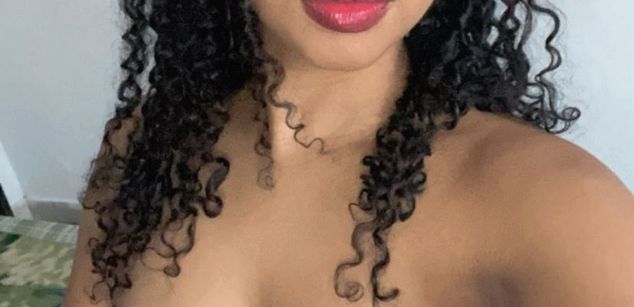 Model - Dayana Lozano feet