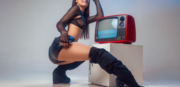 Model - NicoleEsposito latina