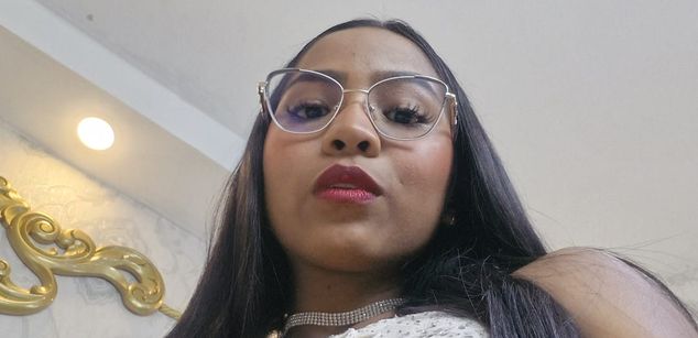 Model - LucyLeah Dominatrix