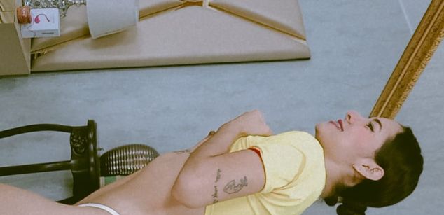 Model - NicoleEsposito latina